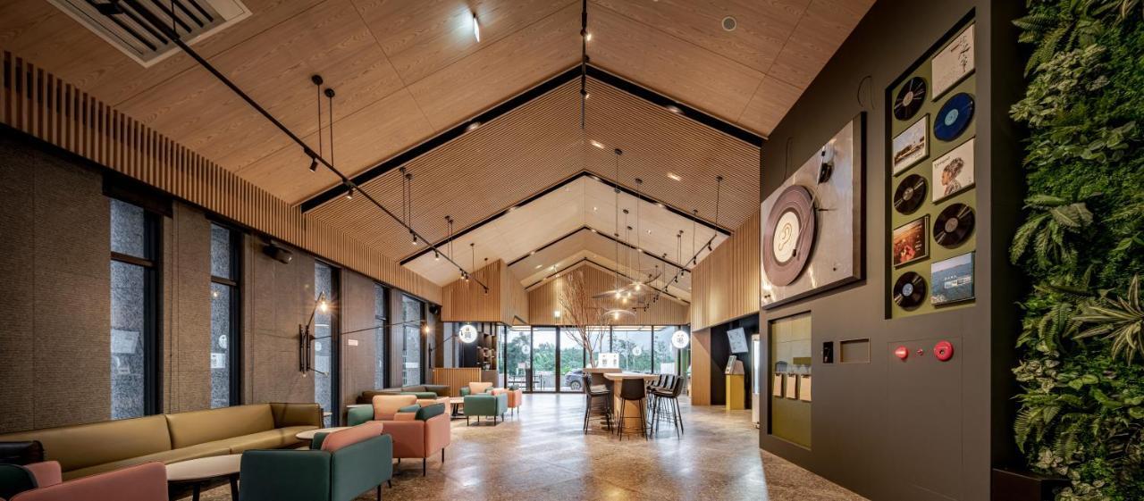 The Moment Hotel Hualien By Lakeshore Shunan Exterior photo
